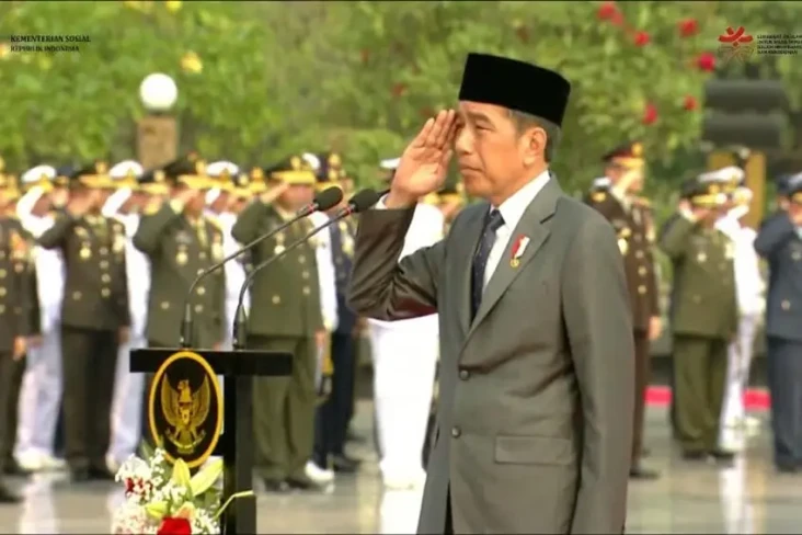 Presiden Jokowi Pimpin...