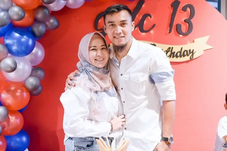Okie Agustina Bongkar...