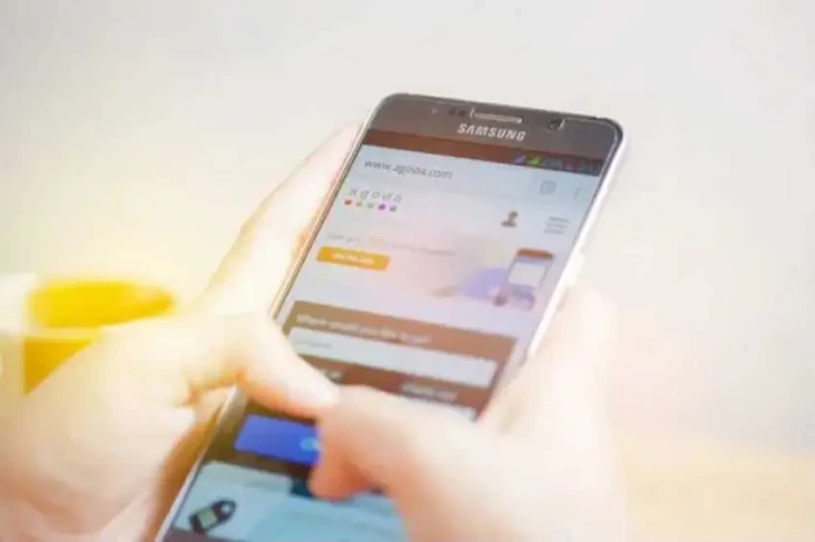 Samsung Kembangkan Model...