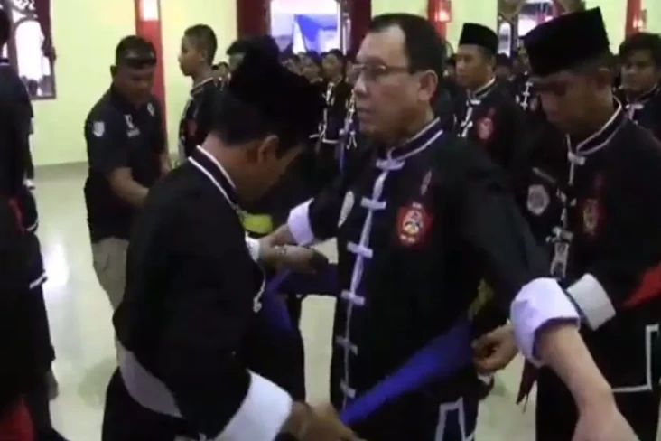 Caleg Perindo Jadi Warga...