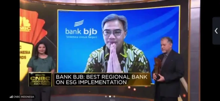 bank bjb Raih Penghargaan...