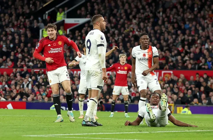 Hasil Liga Inggris:...