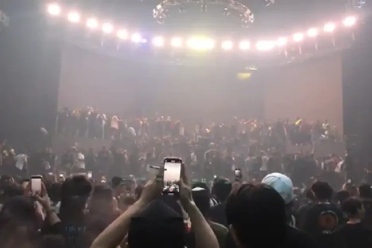 Konser BMTH Jakarta...