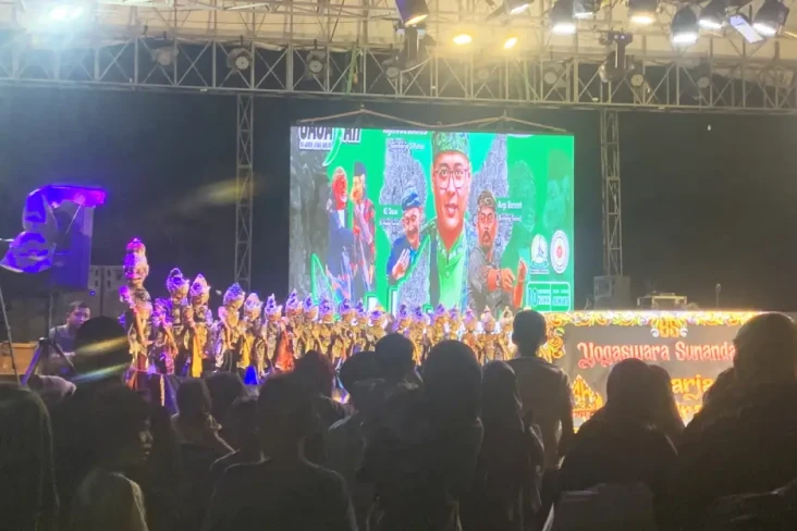 Pagelaran Wayang Golek...