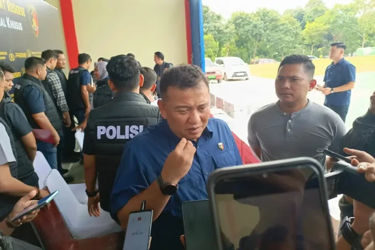 Sekretariat DPRD Kepri...