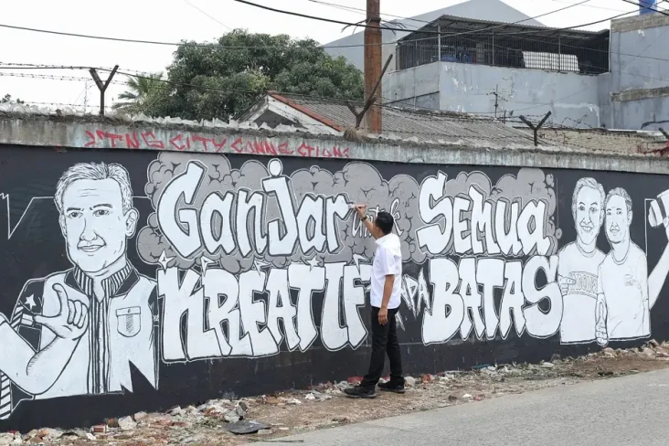 Relawan GUS Eratkan...