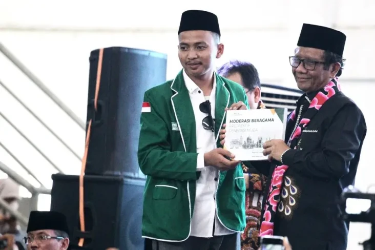 Kepada Mahfud MD, BEM...