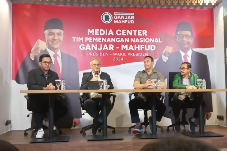 Ganjar-Mahfud Akan Berangkat...