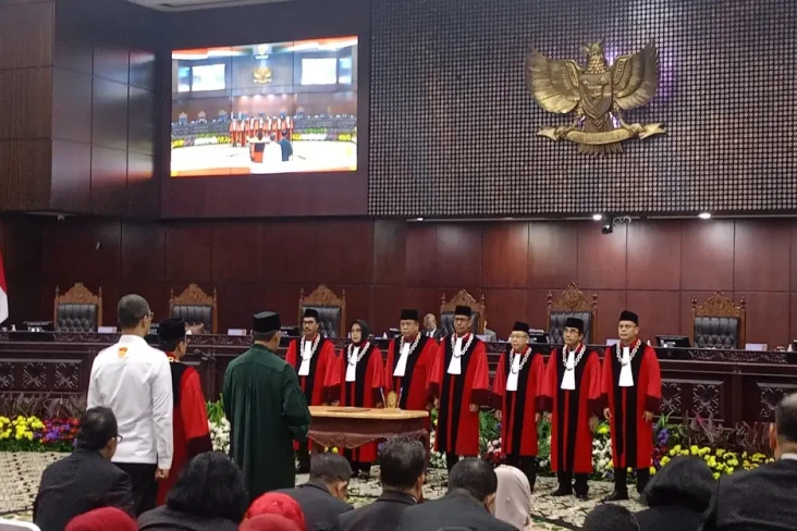Tangis Suhartoyo Pecah...