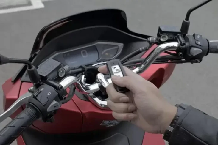 3 Perbedaan Sepeda Motor...