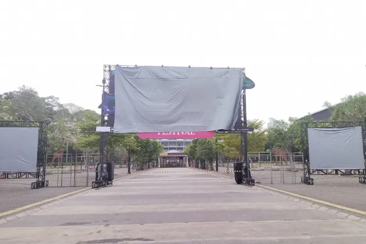 Penampakan GBK Jelang...