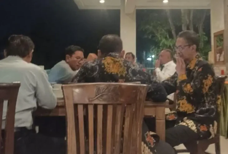 Kesandung Hak Angket,...