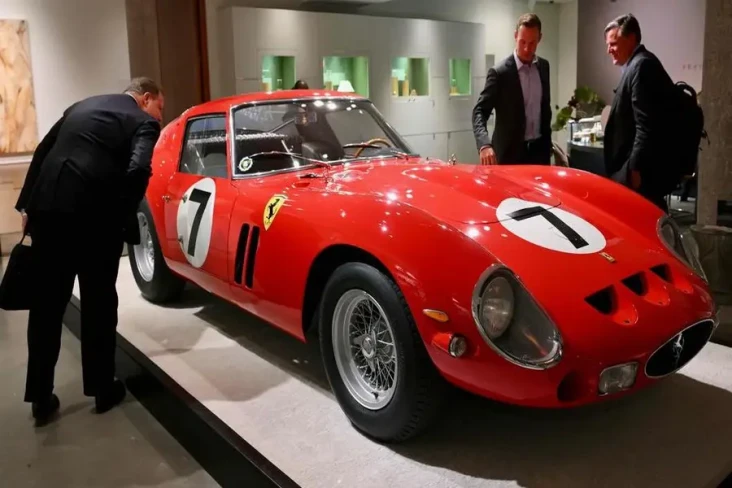 Ferrari Legendaris 250...