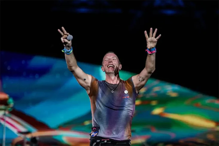 Aksi Kocak Chris Martin...