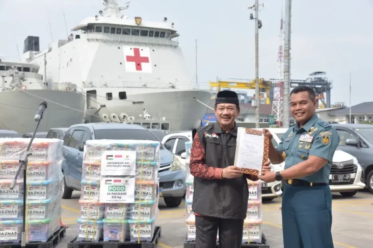 Salurkan Bantuan Kemanusiaan...