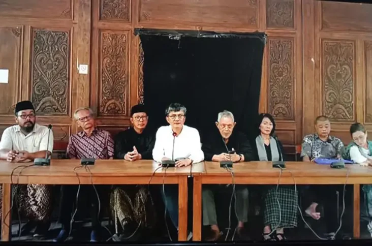 Sowan ke Gus Mus, Tokoh...