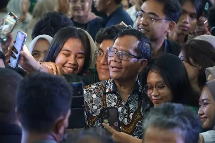 Mahfud MD Jelaskan Beda...