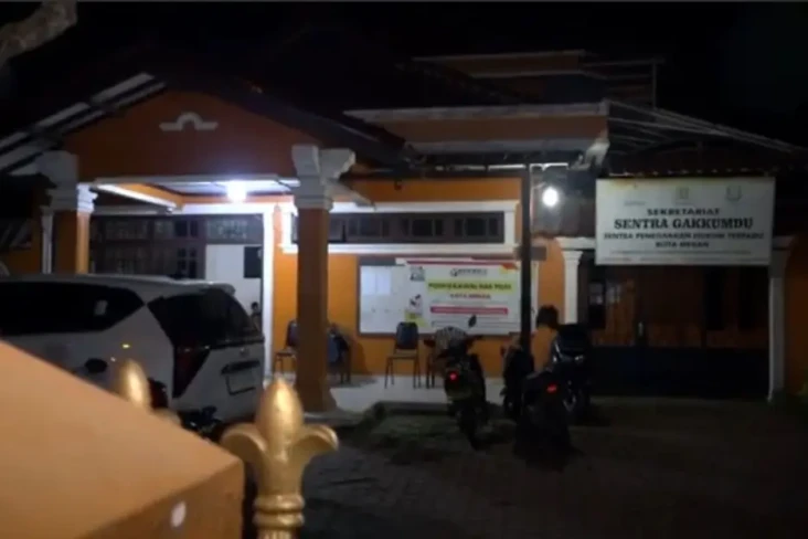 Anggota Bawaslu Kota...