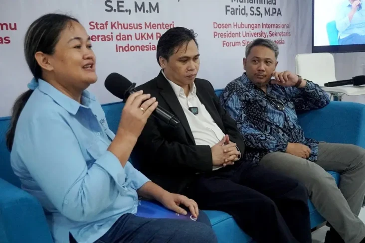 Pakar Ilmu Komunikasi...