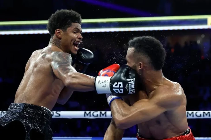 Shakur Stevenson Juara...