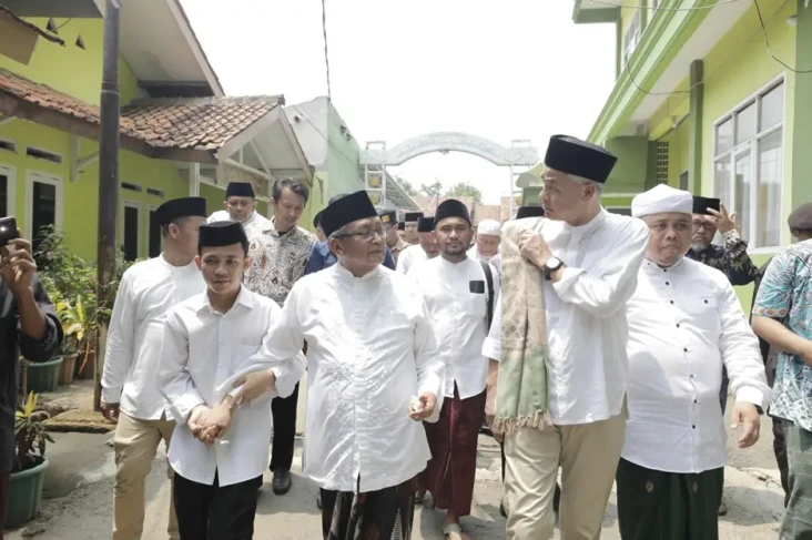 Ratusan Ulama Jabar...