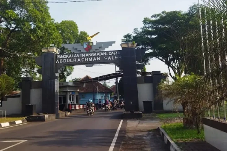 TNI AU Hentikan Sementara...