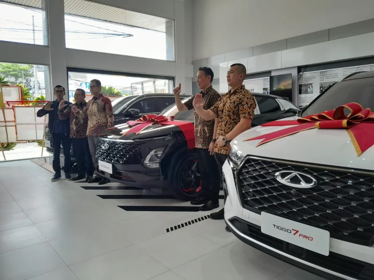 Siap Rilis Omoda 5 EV,...