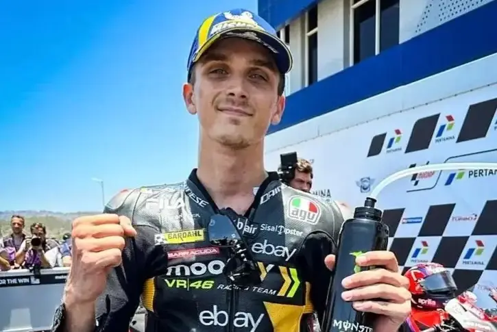 Luca Marini Raih Pole...