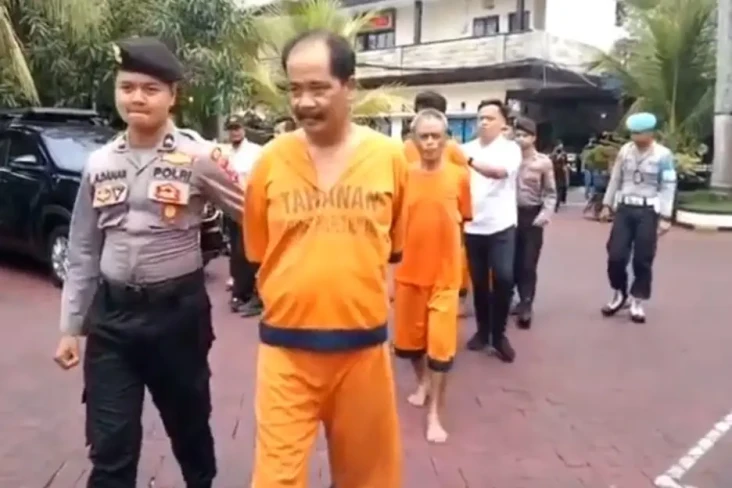5 Pria di Malang Lakukan...