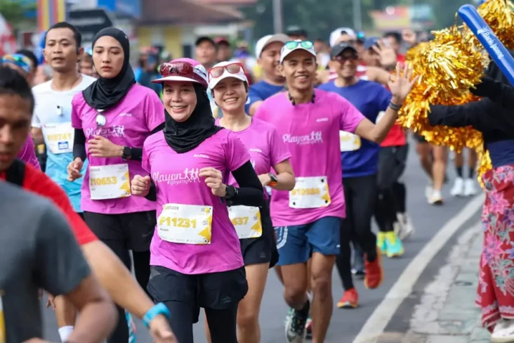 Keren! Siti Atikoh Selesaikan...