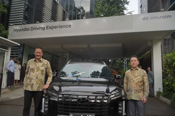 Hyundai Hadirkan Layanan...