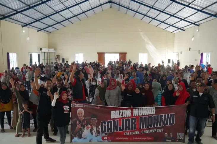 Bazar Murah Ganjar-Mahfud...