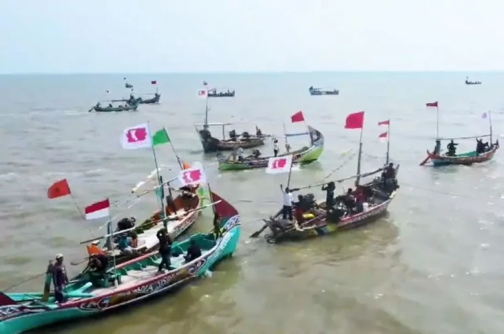 Nelayan Cirebon Gelar...