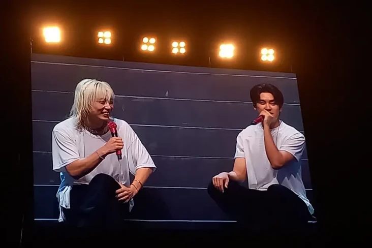 Bobby iKon Ajari Chanwoo...