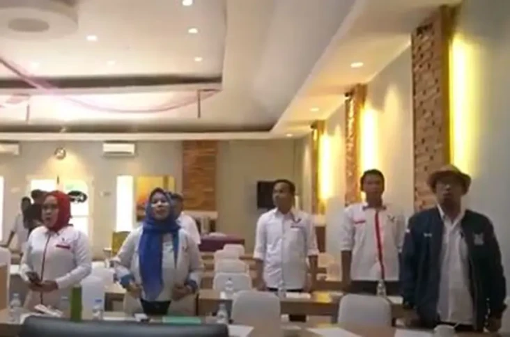 Panaskan Mesin Partai,...