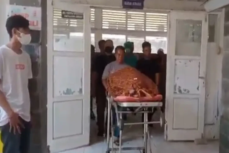 Mabuk Miras Naik 1 Motor,...