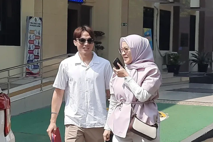 Okie Agustina Hadiri...