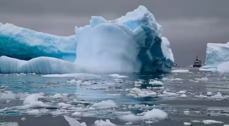 NOAA Prediksi Air Permukaan...