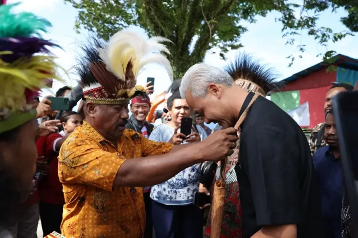 Ganjar Pranowo Dikukuhkan...