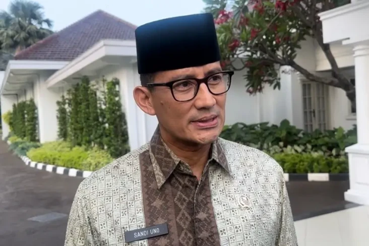 Sandiaga Uno Bilang...