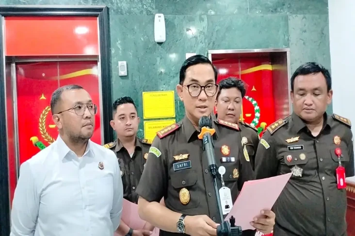 Kejari Jakpus Tetapkan...