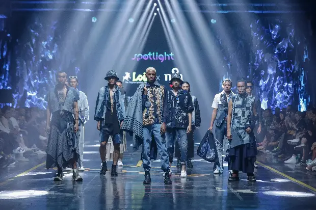 SPOTLIGHT Indonesia...