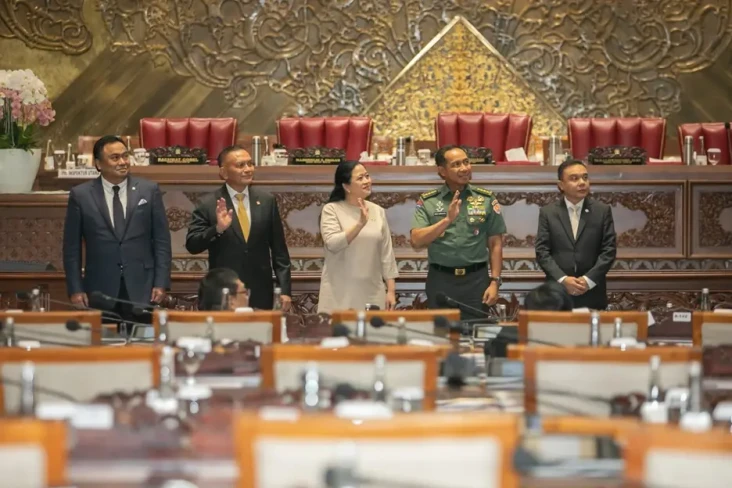 Pengamat Sebut Pembentukan...