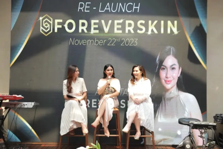 Gelar Relaunch, Foreverskin...
