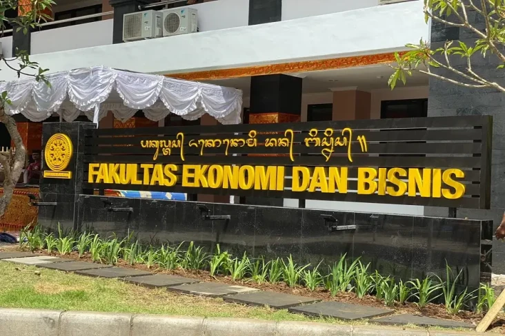 Mau Kerja di BUMN? Ini...