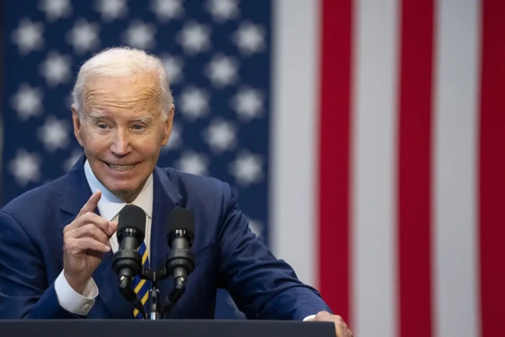 Mengapa Joe Biden Tiba-tiba...