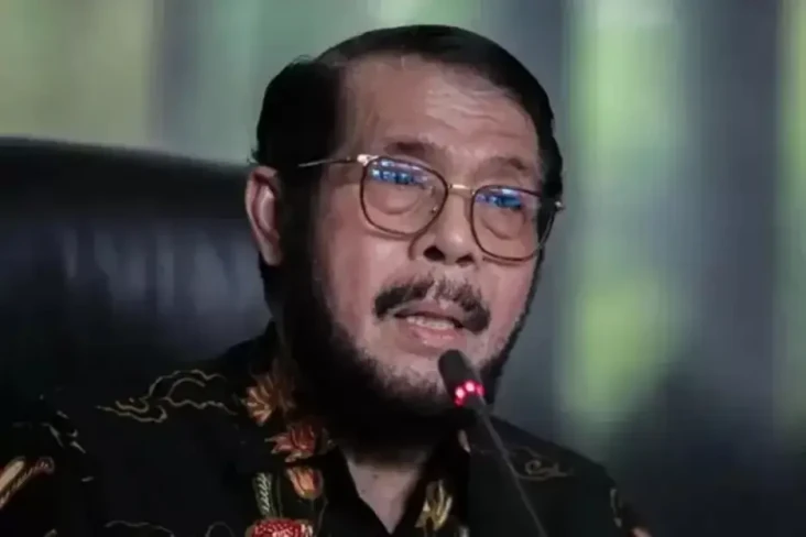 Anwar Usman Paman Gibran...