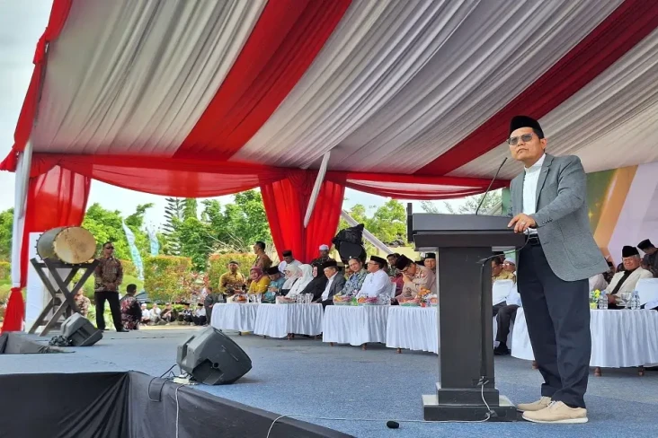 Di Silatnas Hidayatullah,...