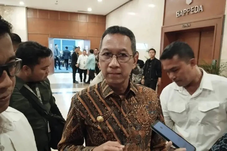 Puncak Hujan Diprediksi...