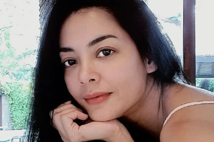 Lulu Tobing dan Bani...